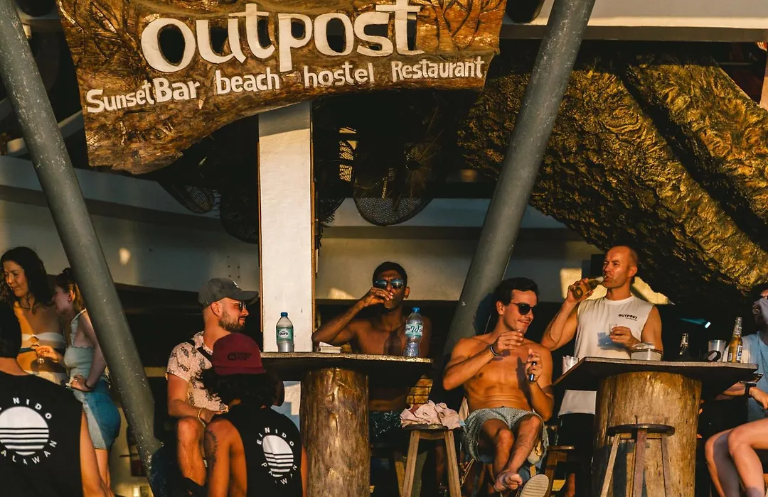 Outpost Beach Hostel-1