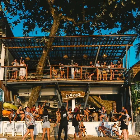 Outpost Beach Hostel-3